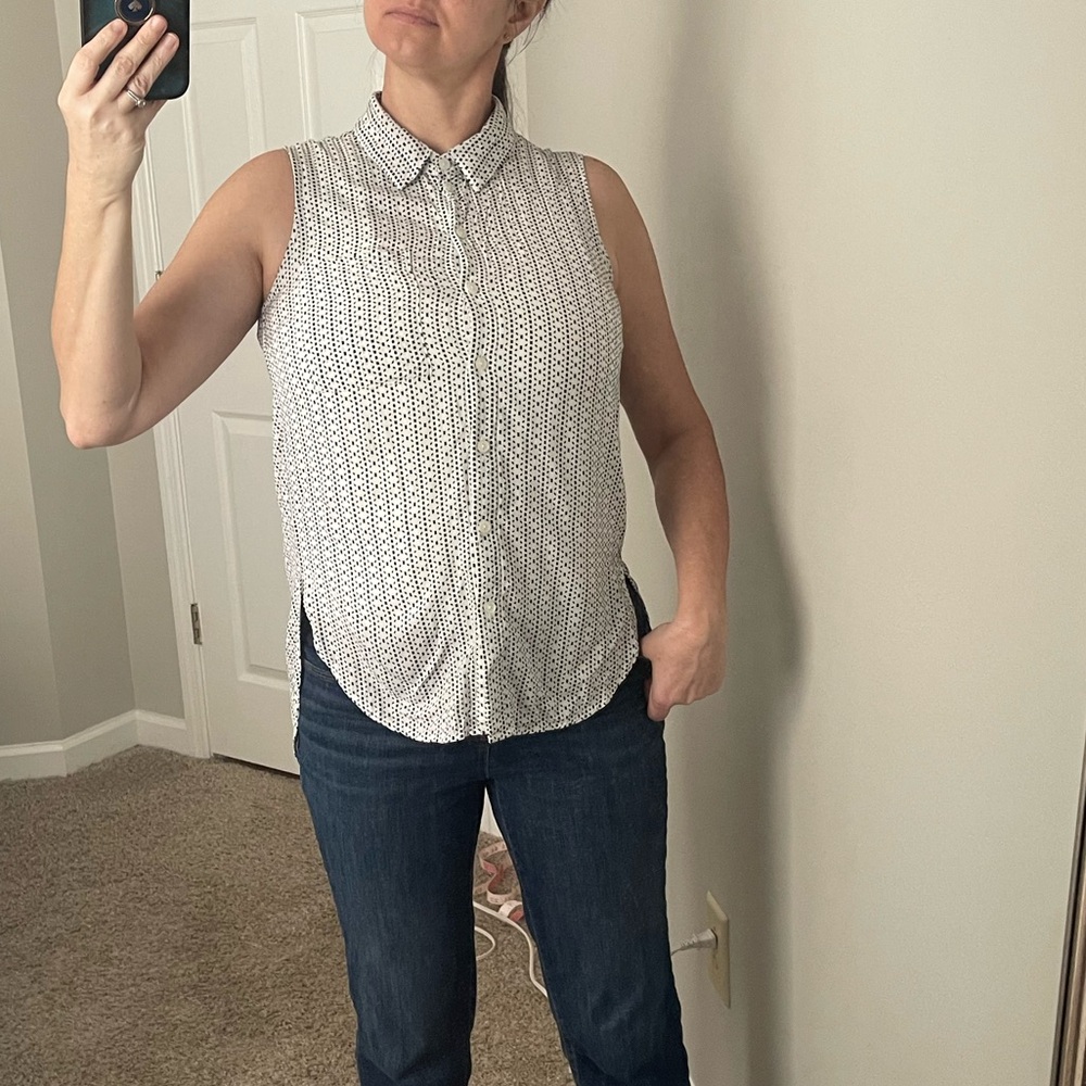 Velvet Heart Black and White Patterned Shirt - Picture 8 of 14